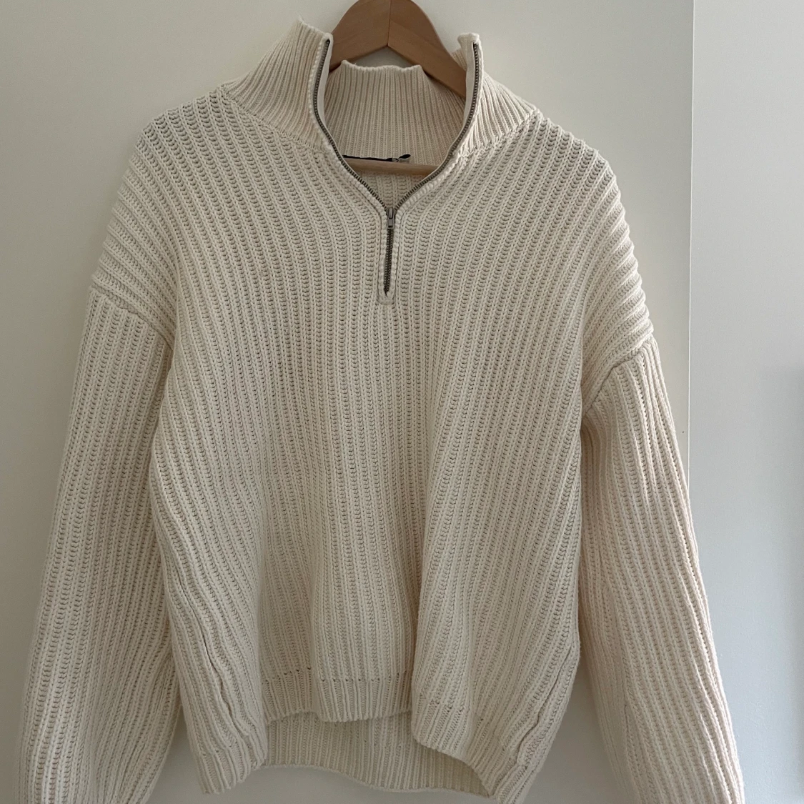 Stickad tröja från NA-KD  - 90