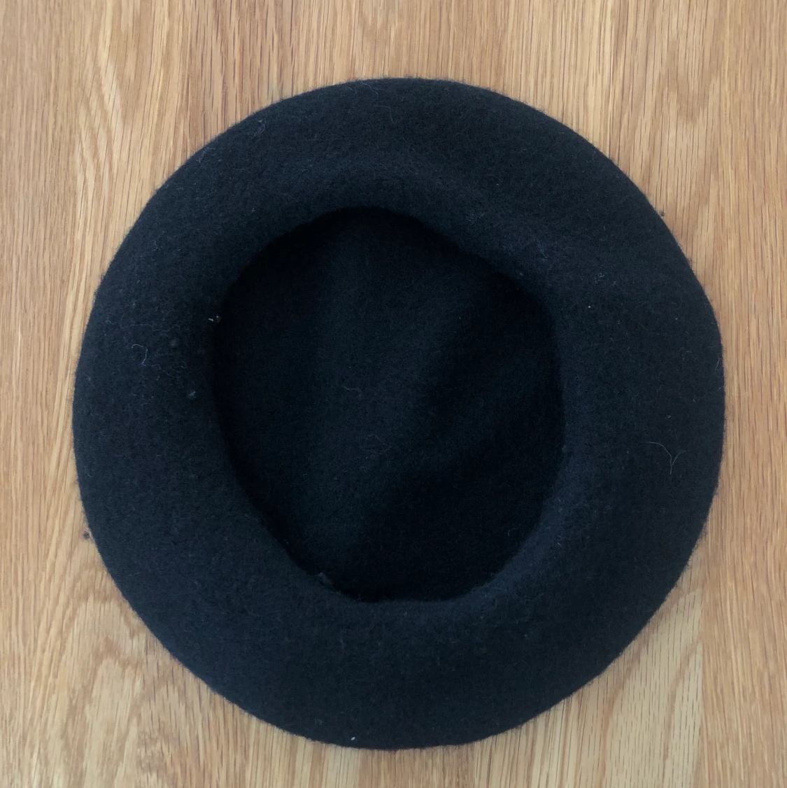 Svart basker från H&M - 90