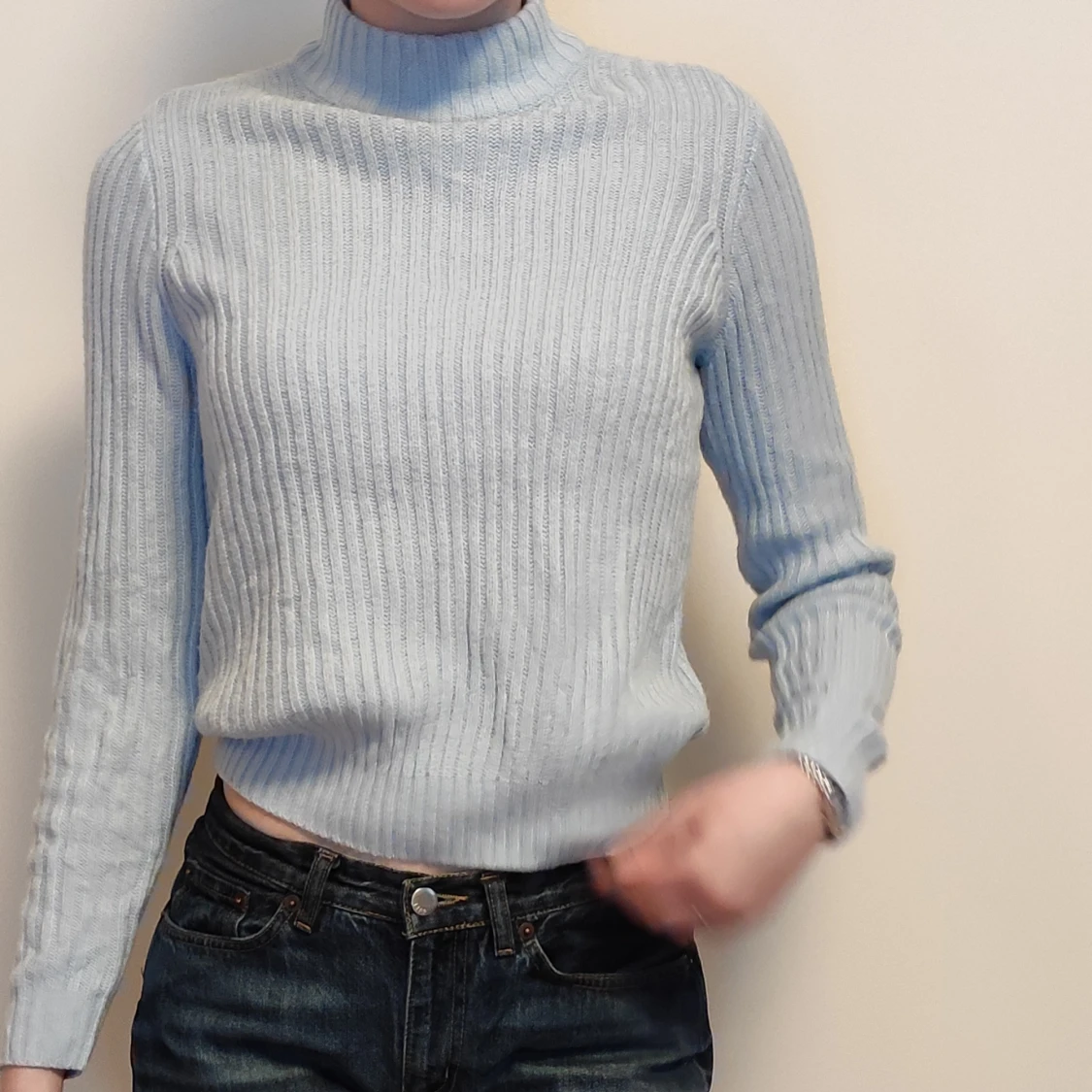 Ljusblå stickad tröja - 90