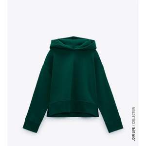 Säljer nu min Zara hoodie då jag inte längre använder den. Skriv för fler bilder