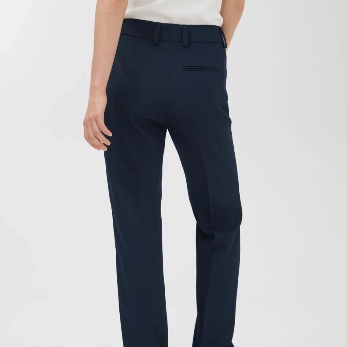 Arket Mörkblåa kostymbyxor - 90