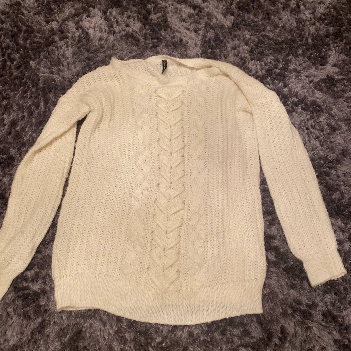 Stickad tröja