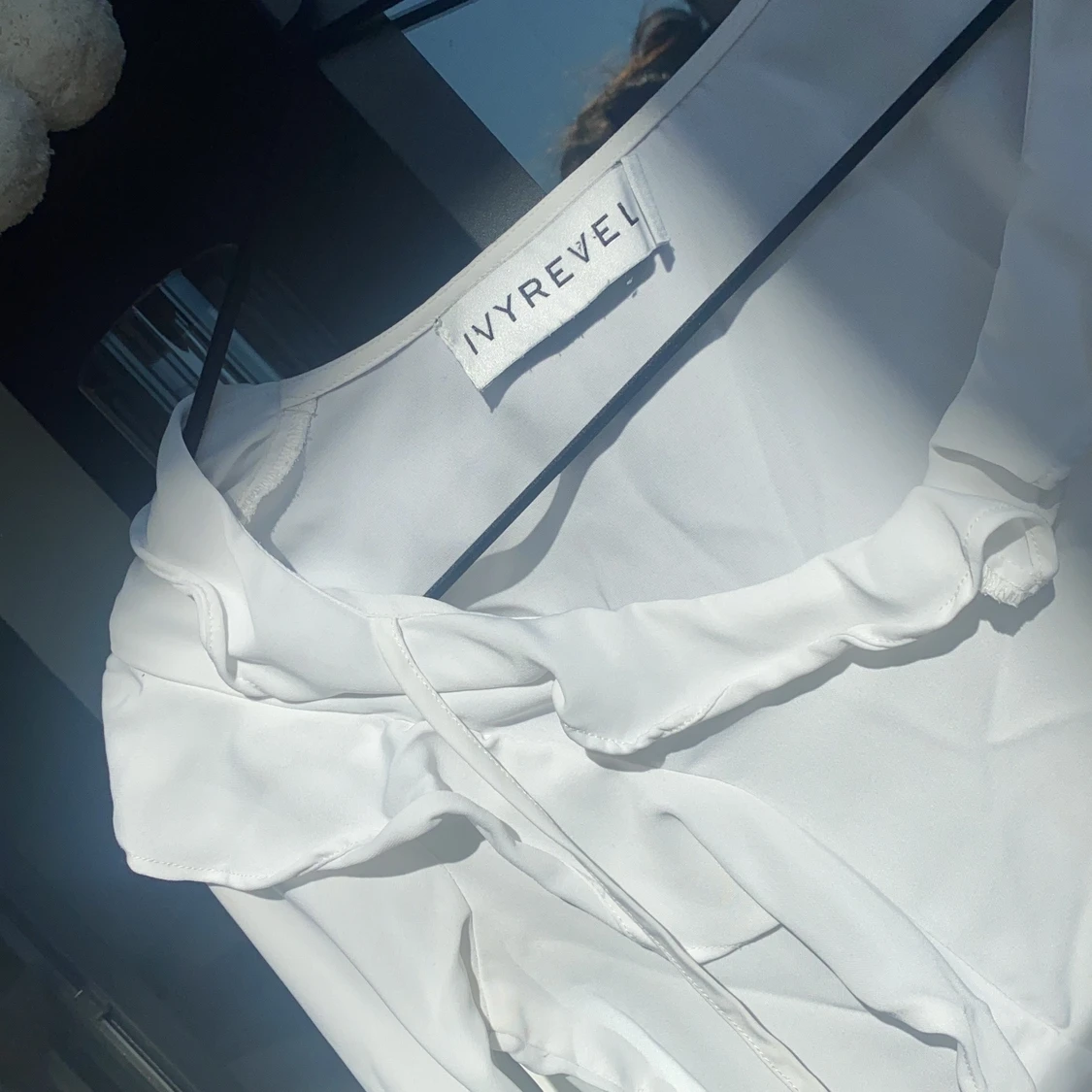 Vit blus från IVYREVEL - 90