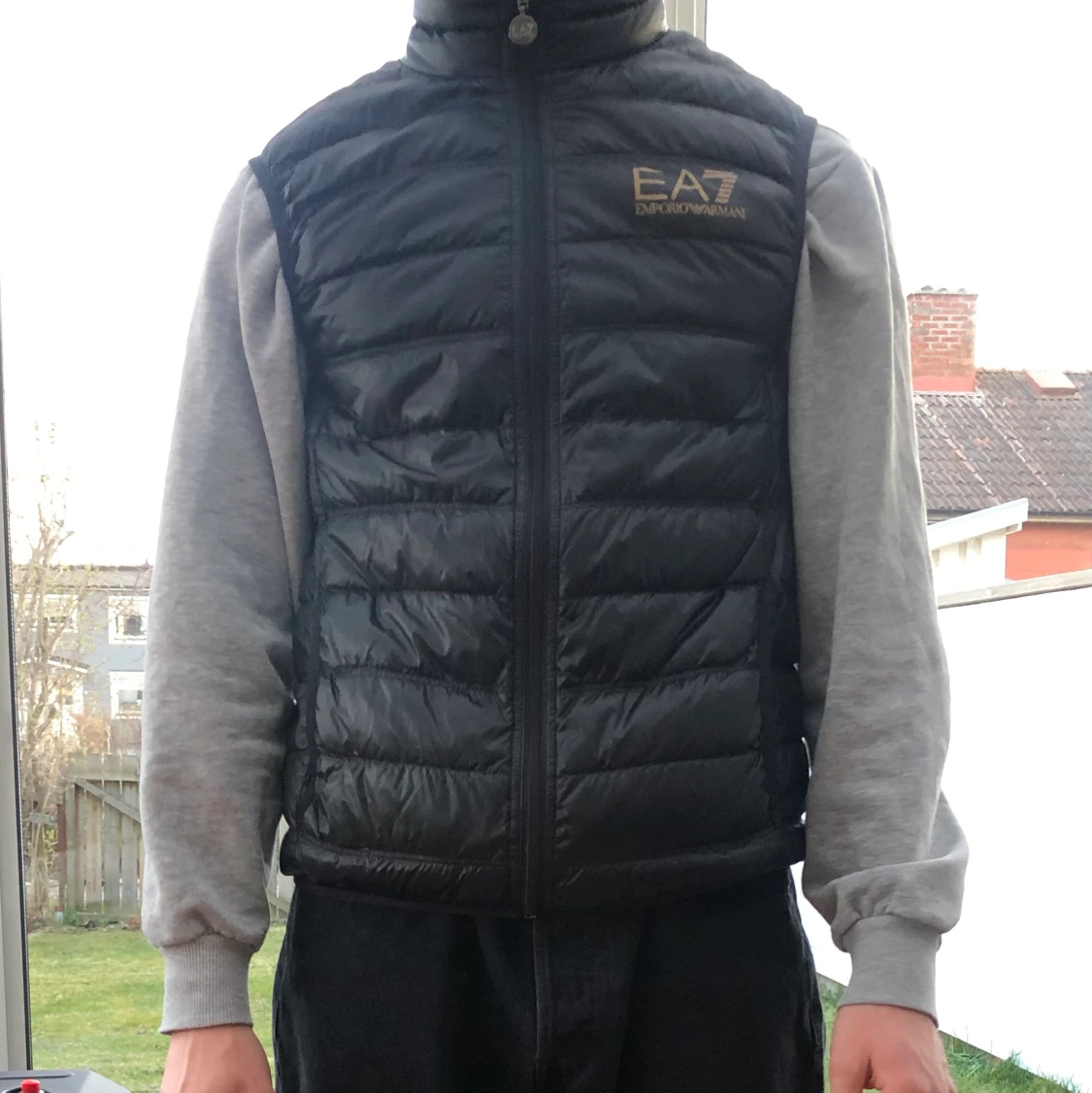 Armani väst strl S/M