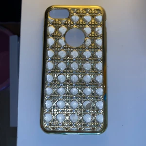 Mobilskal - Ett fint gulligt mobilskal som knappt e använt!