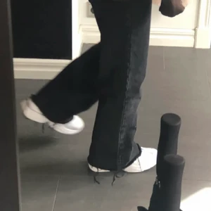 Zara full lengt  - Snygga zara jeans i bra skick!!