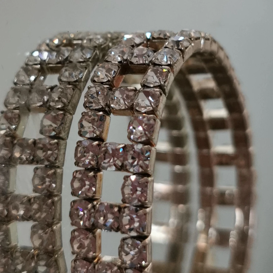 Armband med "diamanter"  - 91