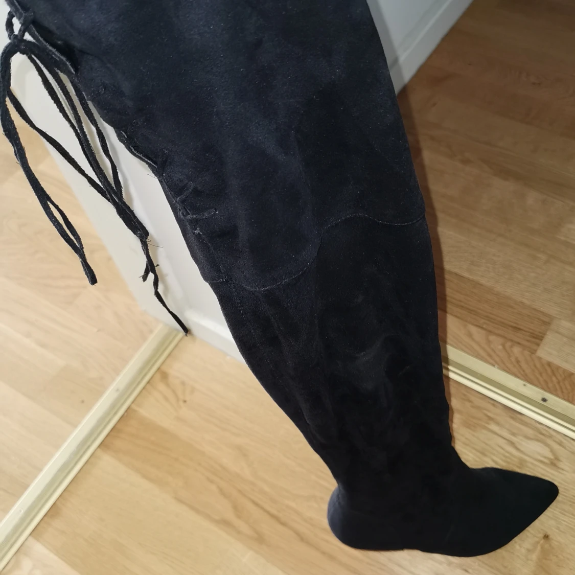 Knähöga klack - 91