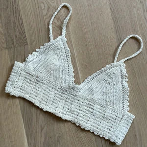 Virkad topp Madlady  - En superfin virkad topp från Madlady. Storlek S/M. Säljes då den inte används. 