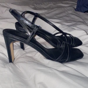 Klackskor från Nakd. Endast testade.  - Snygga svarta klackskor.