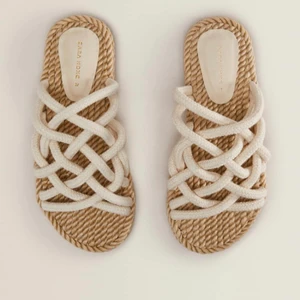 Zara sandaler  - Jättefina sommarsandaler! Endast använda några få gånger, strl 36 