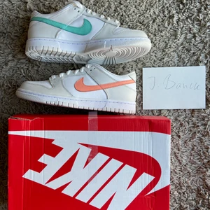 Dunks  - Helt nya storlek 38 och 38,5