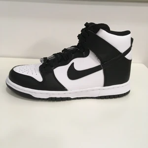 Dunk High Panda  - Helt nya Nike dunk High Panda