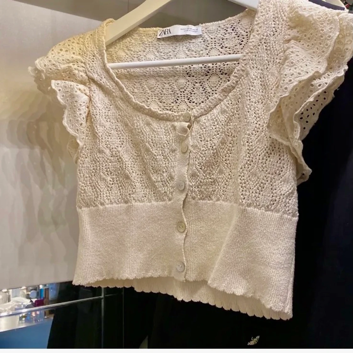 Kort topp från Zara - 91