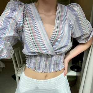 Sommar topp - Skit snygg topp till sommaren💛
