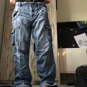 Police jeans - Fina bra skick 😘