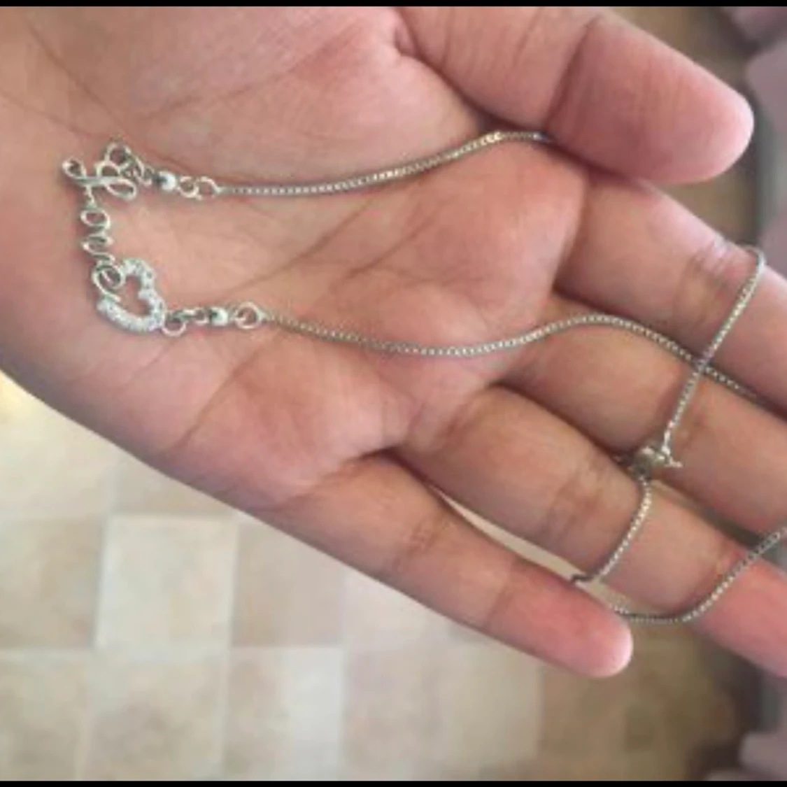 Silver necklace 