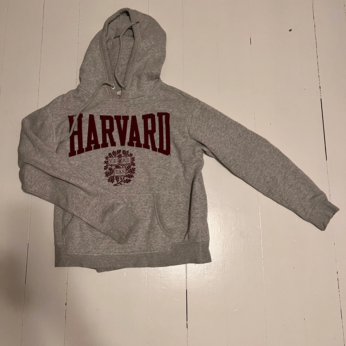 Hoodie med tryck, Harvard