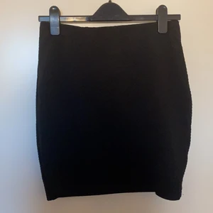 Svart Pencilskirt/kjol - Svart pencilskirt/Kjol.