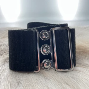 Midjeskärp - Resår superstrech midjeskärp , bra skick inga Synliga skador🖤 ONE SIZE 