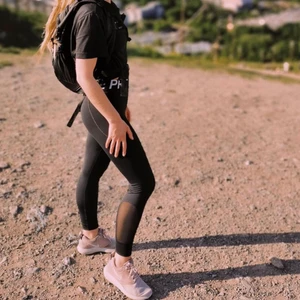 Nike tights dam  - Säljer snygga träningstights strl:34/XS. I fint skick. 