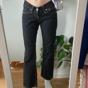 Levis jeans - Lågmidjade Levis-jeans med snygga sömmar, passar XS-S