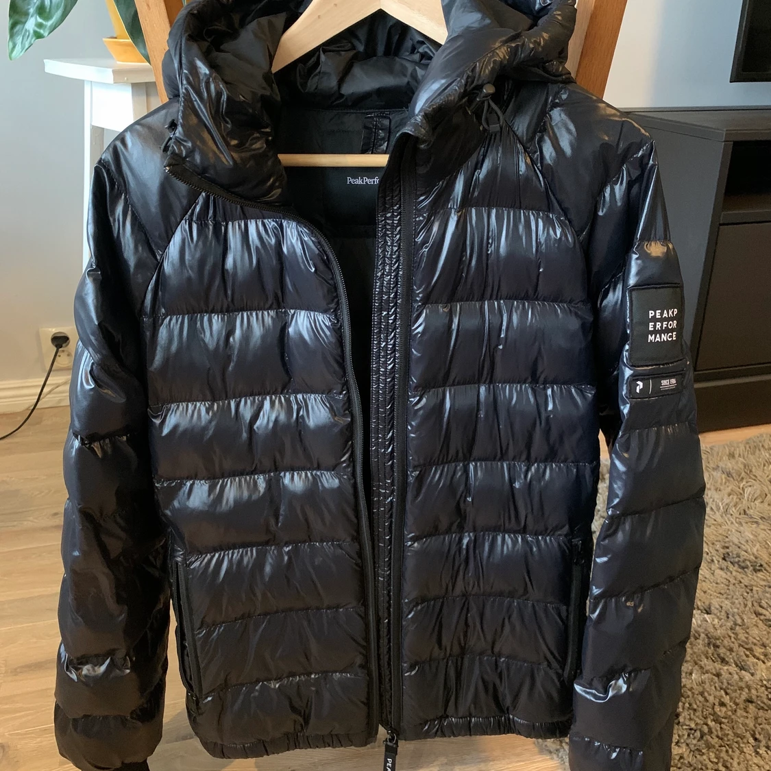 Dunjacka från Peak Performance storlek M