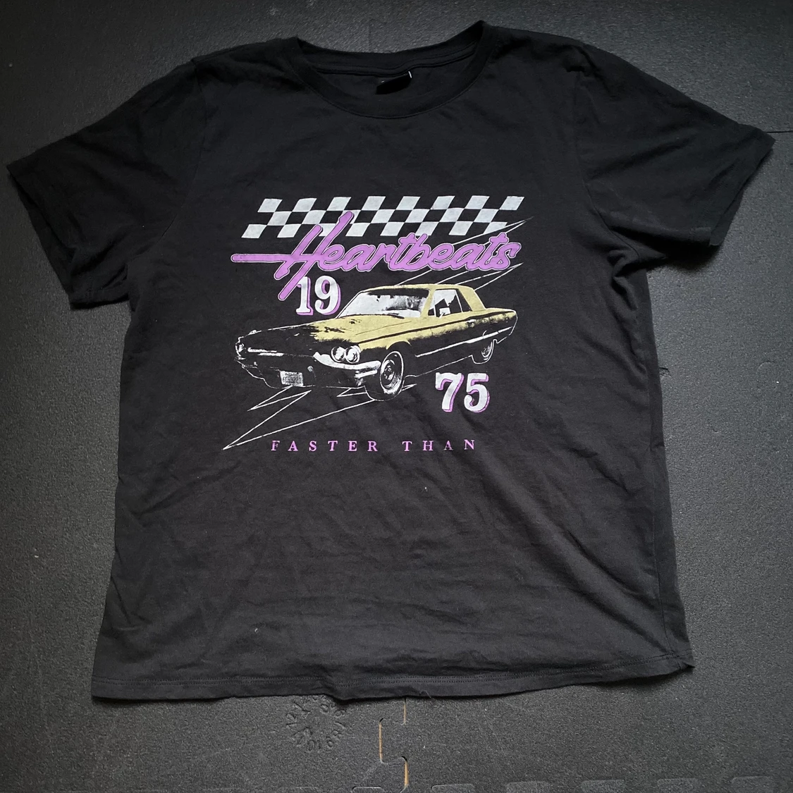 GinaTricot t-shirt svart - 90