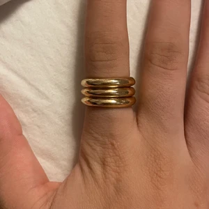 Ringar, tre pack  - Säljer dessa TRE ringar tillsammans för 20kr. Köparen står för frakten💗