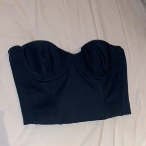 Zara Korsett top strl S - helt ny mörk grön kosett top, helt oanvänd. 