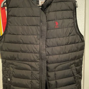 Ralph raulen väst S - Ralph raulen väst oanvänd storlek S 