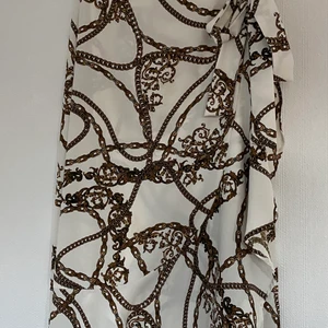 Lång kjol - En snygg kjol från Gina Tricot. 