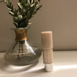 Isadora - Isadora strobing highlighter, endast testad, 40kr🥰