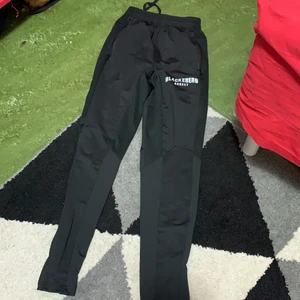 Blackeberg byxor - Helt nya aldrig andvända boackeberg basket byxor fick dessa gratis o har inte behov av dom 