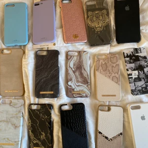 iPhone 7/8+ skal  - Vissa skal är oanvända och vissa är relativt använda, säljer skalen för jag har ny mobil. Priserna varierar mellan 50-400kr beroende på skick. Vita Apple såld