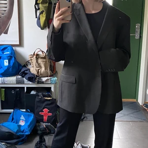 Blazer - Säljer min blazer då den inte kommer till användning!