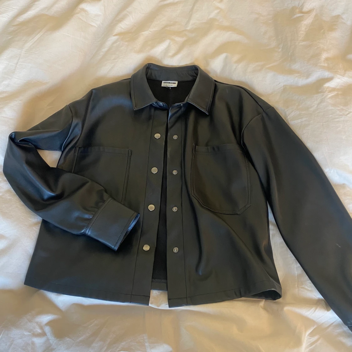 Skinn skjorta - ASOS - 90