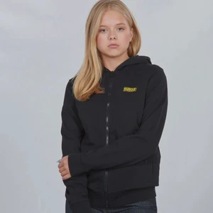 BARBOUR HOODIE  - NYSKICK! Kan gå ner i pris vid snabb affär :) nypris: 999 kr. (Jag är vuxen och över 18 år gammal, men jag är väldigt kort därav köper jag barnstorlek ibland. Jag är inget barn som säljer detta plagg!) 😇