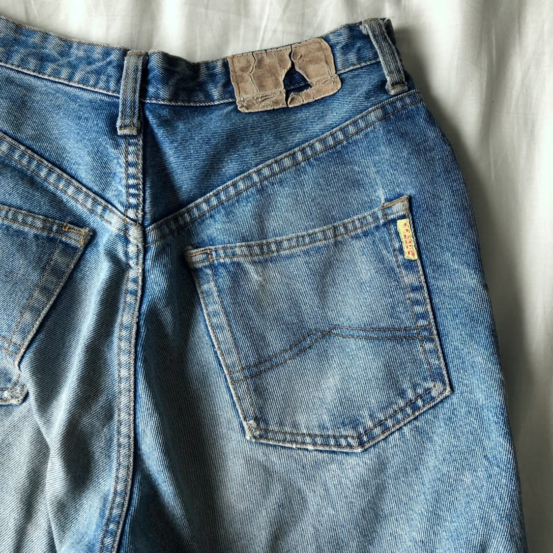 Slitna Vintage jeans  - 91