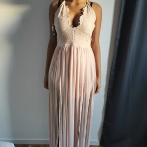 Maxi klänning  - Kläning baby rosa, oanvänd med prislapp