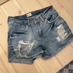 Shorts från gina - Jätte fina shorts från Gina storlek 36🌞🌞