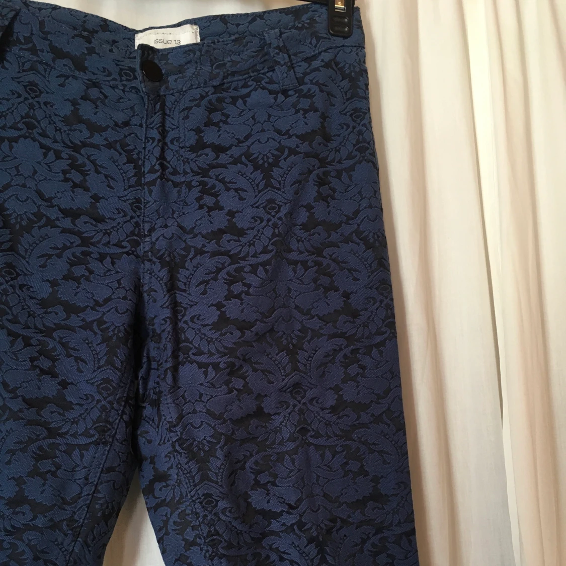 Mönstrade byxor från Issue 1.3 - 90