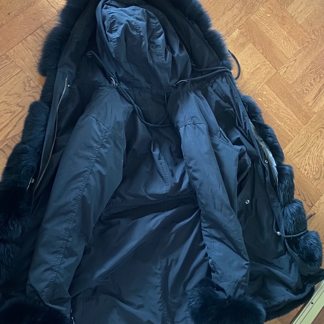 Svart päls jacka  - 91