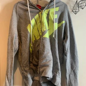 Nike - En skön kofta 