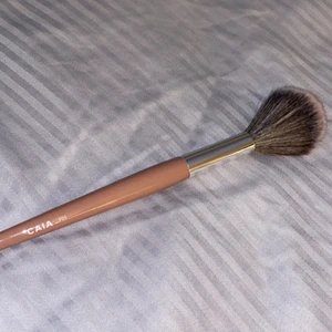 Caia borste - F05, säljer pga att den inte kommer till användning💕💕 köpte den för 2 veckor sedan, nypris 175💕