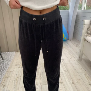 mjukisbyxor             i helt ok skick - mjukisbyxor från cubus i storlek m