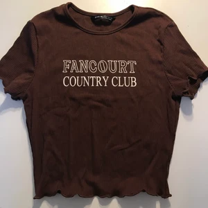 Brun, höst, XS - Brun, trendig nu till hösten, Storlek XS, mjuk i materialet, hyfsat ny