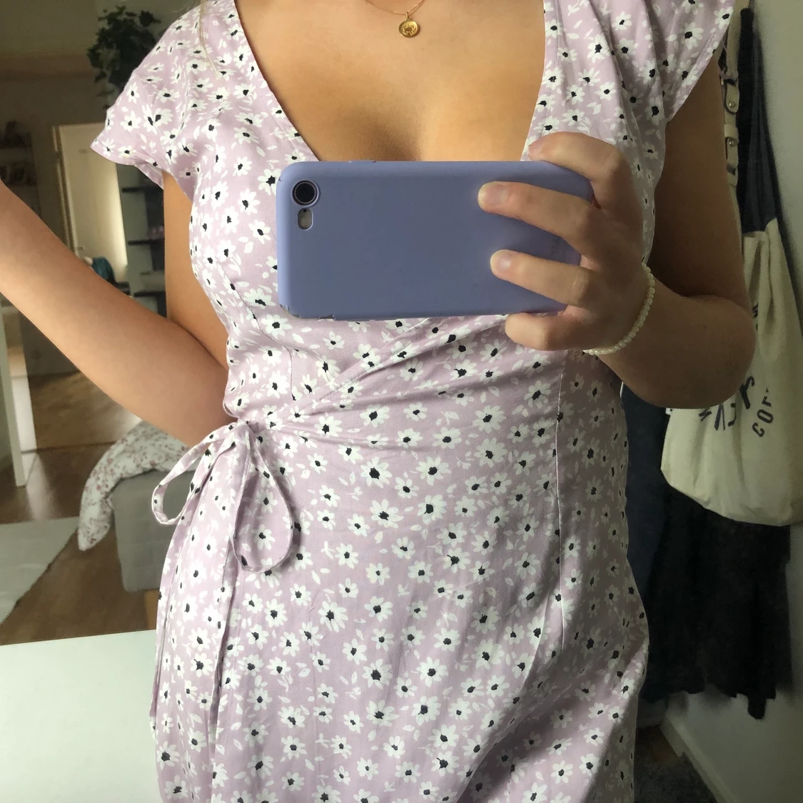 Blommig klänning - 91