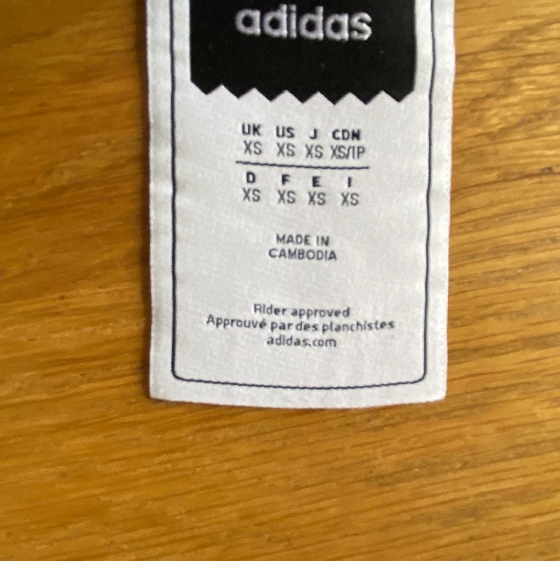 Adidas mjukisbyxor - 91