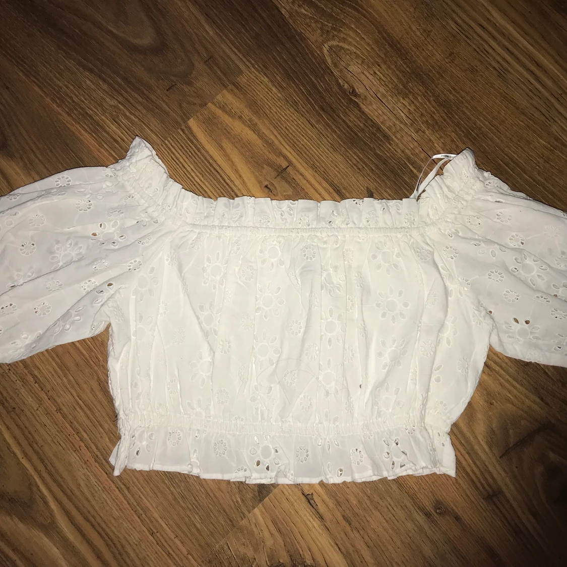 Off-shoulder topp strl. S